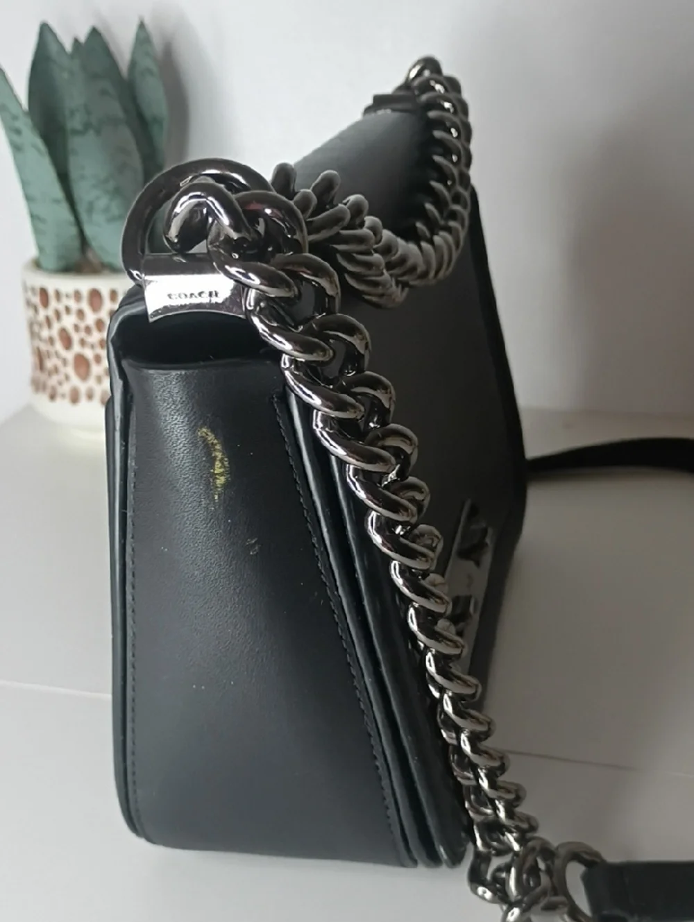 Coach Swagger Black Glovetanned Leather Chain Shoulder Bag 54640